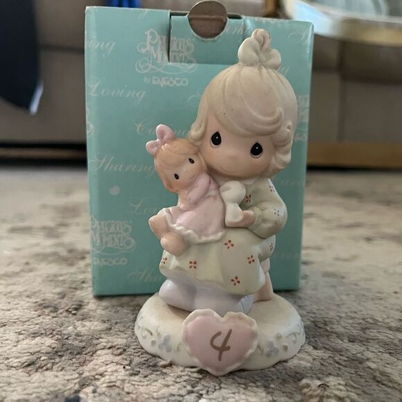 PRECIOUS MOMENT “AGE 4” - Picture 4 of 6